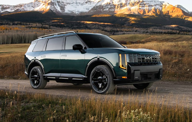 Kia представила новый Telluride Вместо прежнего атмосферного V6 модель теперь оснащается 2,5-литровым турбомотором на 274 л.с., а также впервые получила гибридную установку мощностью 329 л.с.Гибрид сочетает 2,5-литровую турбочетвёрку, два электромотора и 6-ступенчатый автомат. Kia представила новый Telluride Вместо прежнего атмосферного V6 модель теперь оснащается 2,5-литровым турбомотором на 274 л.с., а также впервые получила гибридную установку мощностью 329 л.с.Гибрид сочетает 2,5-литровую турбочетвёрку, два электромотора и 6-ступенчатый автомат.
