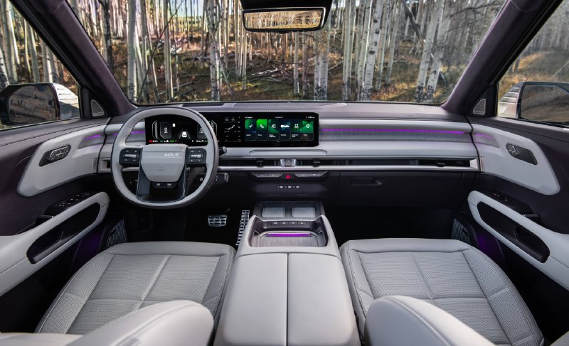 Kia представила новый Telluride Вместо прежнего атмосферного V6 модель теперь оснащается 2,5-литровым турбомотором на 274 л.с., а также впервые получила гибридную установку мощностью 329 л.с.Гибрид сочетает 2,5-литровую турбочетвёрку, два электромотора и 6-ступенчатый автомат. Kia представила новый Telluride Вместо прежнего атмосферного V6 модель теперь оснащается 2,5-литровым турбомотором на 274 л.с., а также впервые получила гибридную установку мощностью 329 л.с.Гибрид сочетает 2,5-литровую турбочетвёрку, два электромотора и 6-ступенчатый автомат.