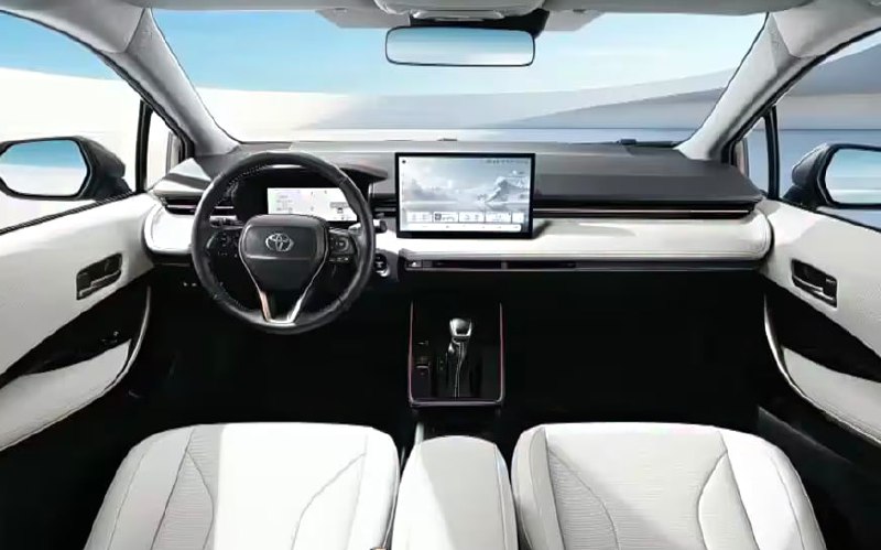Обновлённая Toyota Corolla представлена в Китае Обновлённая Toyota Corolla представлена в Китае