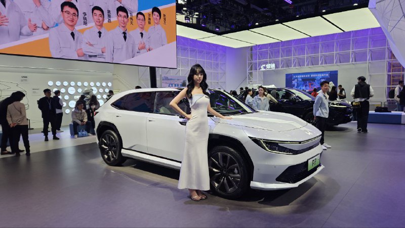 Автосалон в Гуанчжоу: мировой масштаб китайской автомобильной выставки и их влияние на российский рынок Автосалон в Гуанчжоу: мировой масштаб китайской автомобильной выставки и их влияние на российский рынок