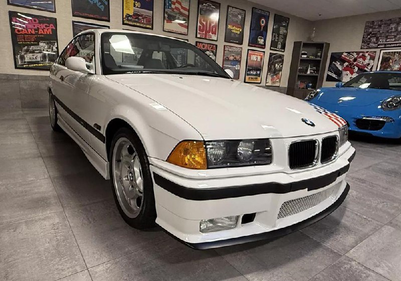 Редкая классика: 30-летний BMW M3 E36 продаётся по цене современных спорткаров Редкая классика: 30-летний BMW M3 E36 продаётся по цене современных спорткаров
