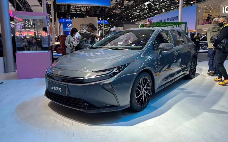 Обновлённая Toyota Corolla получила рестайлинг для китайского рынка Обновлённая Toyota Corolla получила рестайлинг для китайского рынка