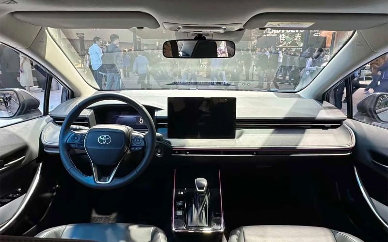 Обновлённая Toyota Corolla получила рестайлинг для китайского рынка Обновлённая Toyota Corolla получила рестайлинг для китайского рынка