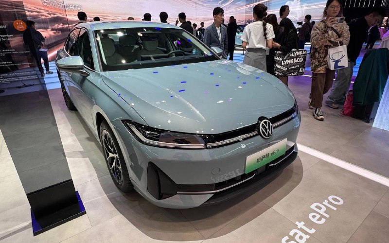 Новая гибридная версия Volkswagen Passat: современные технологии и дизайн Новая гибридная версия Volkswagen Passat: современные технологии и дизайн