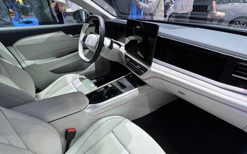 Новая гибридная версия Volkswagen Passat: современные технологии и дизайн Новая гибридная версия Volkswagen Passat: современные технологии и дизайн