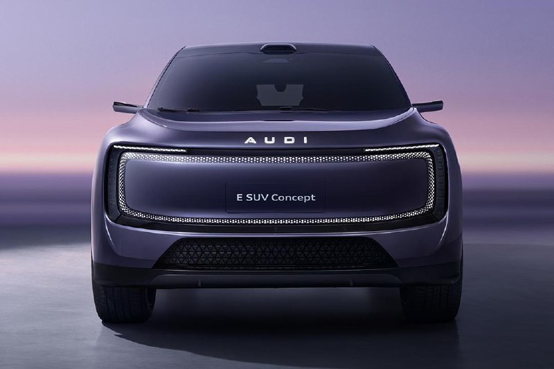 Новый кроссовер Audi с футуристичным дизайном представили в Гуанчжоу Новый кроссовер Audi с футуристичным дизайном представили в Гуанчжоу