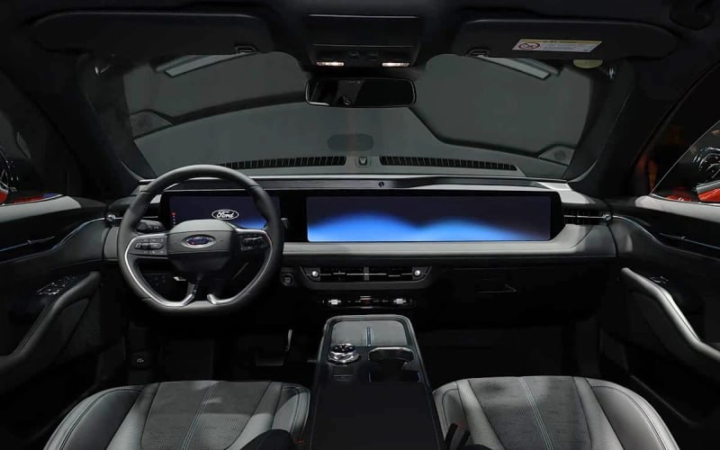 Обновлённый Ford Mondeo получил новые визуальные решения и увеличенную мощность двигателя Обновлённый Ford Mondeo получил новые визуальные решения и увеличенную мощность двигателя