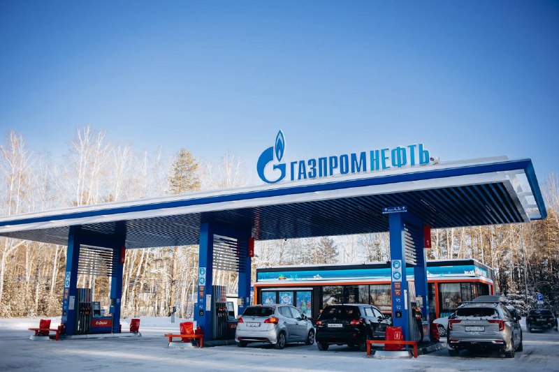 Газпромнефть включена в рейтинг лучших товаров России: причины успеха топлива и масел Газпромнефть включена в рейтинг лучших товаров России: причины успеха топлива и масел