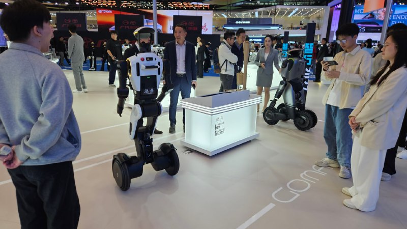 Главные новинки китайского автосалона в Гуанчжоу: GAC представила гибридные модели Главные новинки китайского автосалона в Гуанчжоу: GAC представила гибридные модели