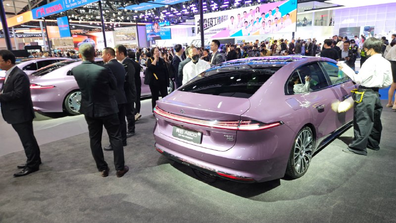 Главные новинки китайского автосалона в Гуанчжоу: GAC представила гибридные модели Главные новинки китайского автосалона в Гуанчжоу: GAC представила гибридные модели