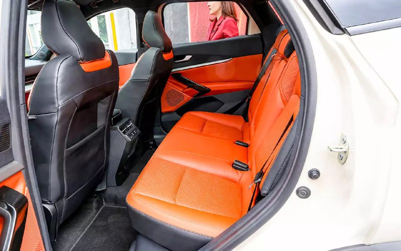 Lada Azimut: дата начала продаж и основные характеристики кроссовера Lada Azimut: дата начала продаж и основные характеристики кроссовера