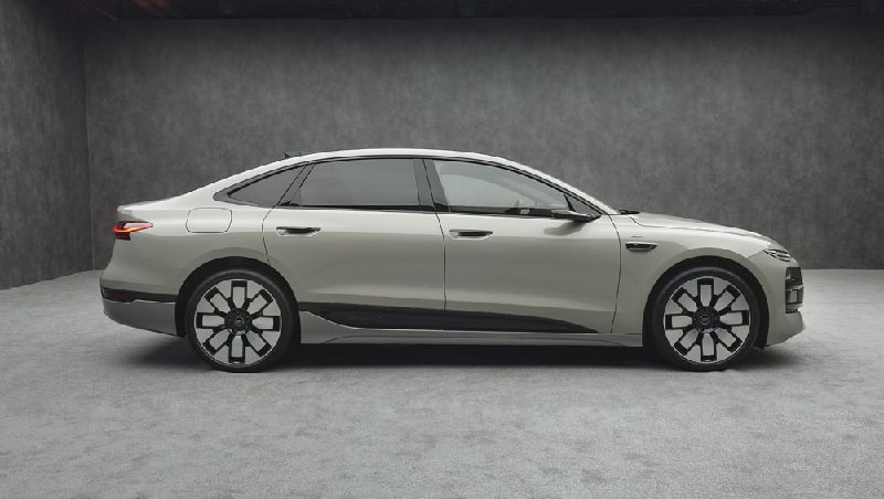 Новая локализованная электроседан Audi A6L e-tron с увеличенным запасом хода Новая локализованная электроседан Audi A6L e-tron с увеличенным запасом хода