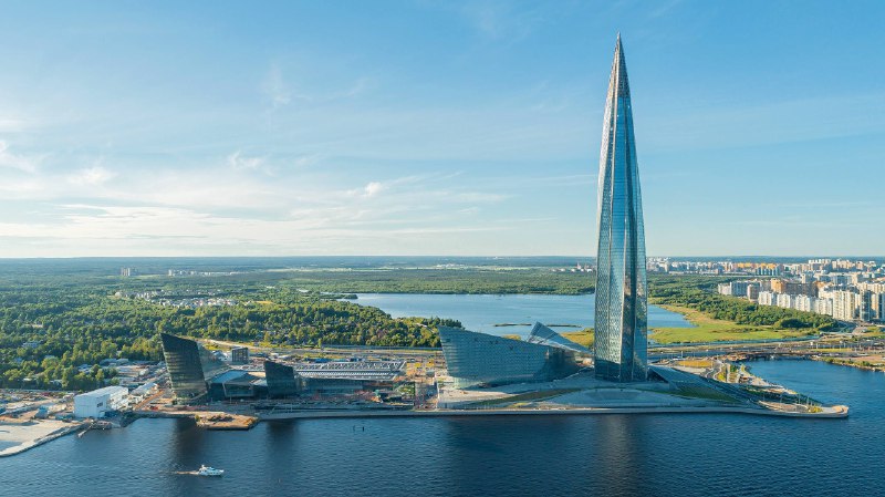 В Питере резко подешевели электромобили.
