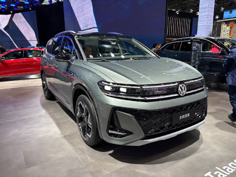 Volkswagen дебютирует в сегменте немецких SUV с моделями Talagon и Tavendor Volkswagen дебютирует в сегменте немецких SUV с моделями Talagon и Tavendor