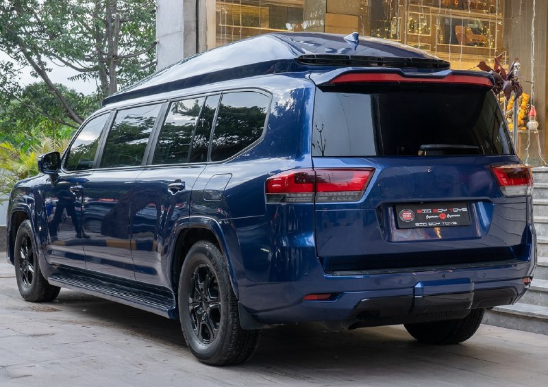 Эксклюзивный тюнинг Toyota Land Cruiser 300 в Индии Эксклюзивный тюнинг Toyota Land Cruiser 300 в Индии