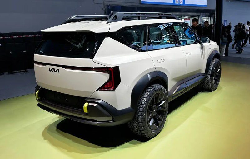 Kia анонсирует внедорожную версию электромобиля EV5 с расширенными возможностями
