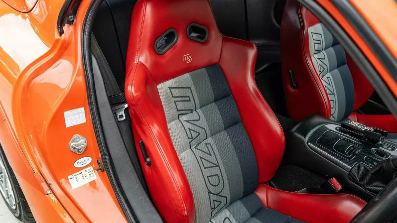 Редкий Mazda RX-7, стилизованный под Porsche 911, безуспешно выставлен на аукцион