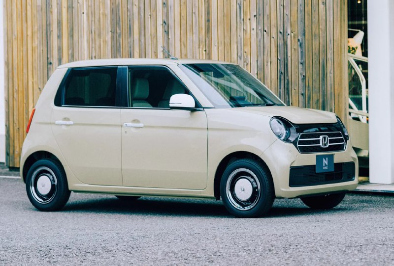 Honda обновила модель N-One для японского рынка, вернув механическую коробку и представила новую спецверсию Honda обновила модель N-One для японского рынка, вернув механическую коробку и представила новую спецверсию