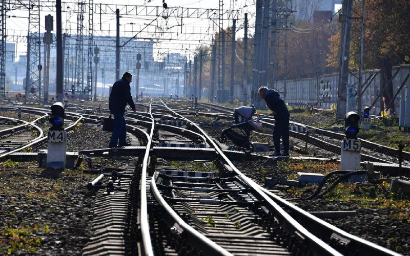 Введение штрафов для пешеходов за нарушения вблизи железнодорожных путей Введение штрафов для пешеходов за нарушения вблизи железнодорожных путей