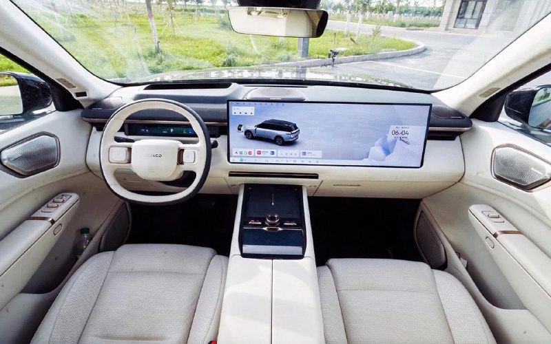 Реальные цены на новейший Lynk & Co 900 в российских дилерских центрах