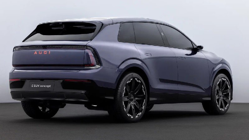 Audi представила электрический кроссовер E-SUV с мощностью 680 л.с. и дальностью более 700 км