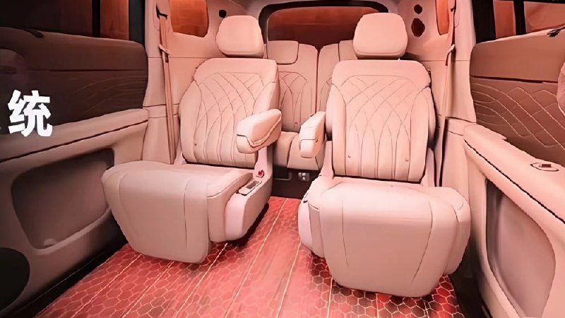 Китайский автопроизводитель удивляет нестандартными опциями в新автомобиле Китайский автопроизводитель удивляет нестандартными опциями в新автомобиле