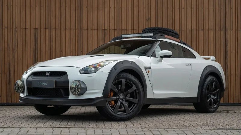Уникальный Nissan GT-R 2010 года превращён в внедорожник и выставлен на продажу в Европе