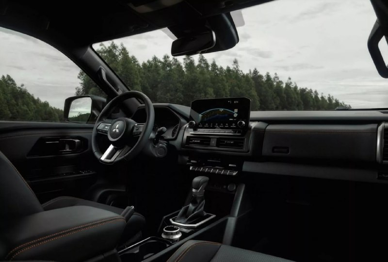 Ограниченная версия Mitsubishi L200 Savana для внедорожных приключений