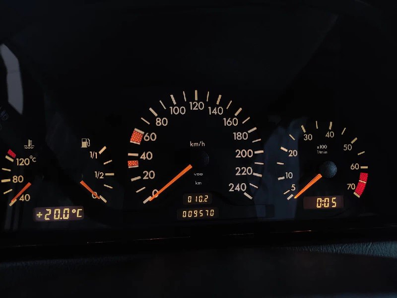 Редкая находка: классический Mercedes-Benz W202 с минимальным пробегом продаётся за внушительную сумму