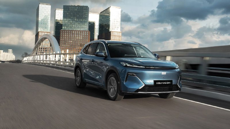 В России стартовали продажи гибридного кроссовера Geely EX5 EM-i В России стартовали продажи гибридного кроссовера Geely EX5 EM-i