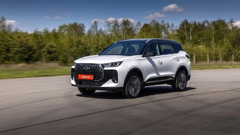 Китайские автопроизводители приблизились к лидерству на российском рынке в 2025 году Китайские автопроизводители приблизились к лидерству на российском рынке в 2025 году
