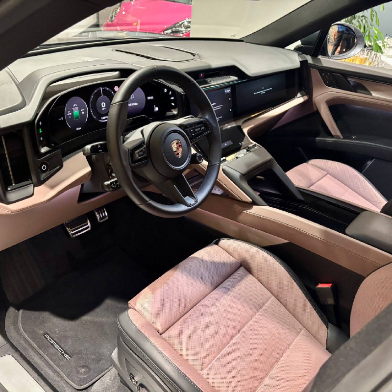 Новая Porsche Cayenne Turbo Electric: инновационный дизайн и впечатляющие характеристики Новая Porsche Cayenne Turbo Electric: инновационный дизайн и впечатляющие характеристики