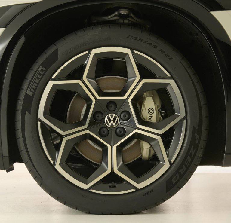 Volkswagen анонсировал новый электропробег ID.UNYX 08 в совместной разработке с Xpeng Volkswagen анонсировал новый электропробег ID.UNYX 08 в совместной разработке с Xpeng