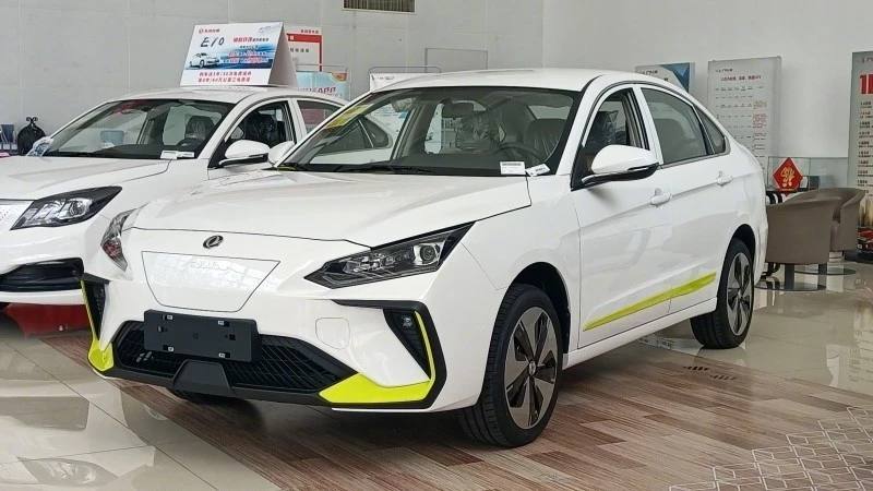 В Липецке планируют выпуск нового электромобиля на базе Dongfeng Aeolus E70 Pro В Липецке планируют выпуск нового электромобиля на базе Dongfeng Aeolus E70 Pro