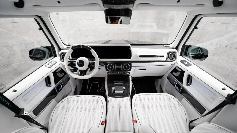 Mansory представила мощный тюнингованный Mercedes G63 с мощностью 820 л.с. Mansory представила мощный тюнингованный Mercedes G63 с мощностью 820 л.с.