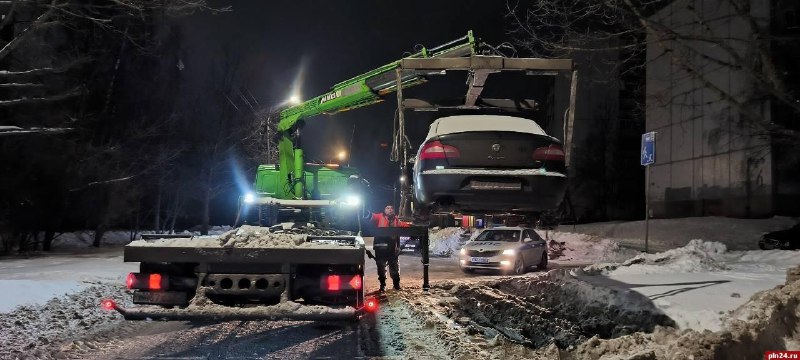 ❄️ Минтрансу предложили отменить эвакуацию зимой Директор Института изучения проблем современной политики Антон Орлов обратился с инициативой в Минтранс об ограничении эвакуации зимой.