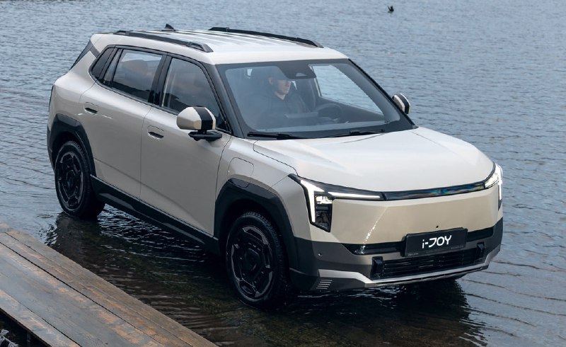 На российском рынке представлен электрокроссовер Evolute i-Joy нового поколения На российском рынке представлен электрокроссовер Evolute i-Joy нового поколения