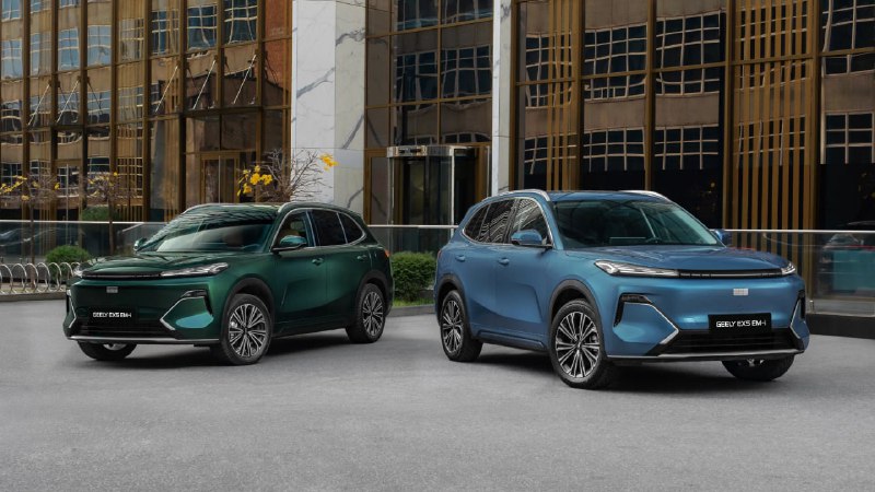 В России начались продажи нового гибридного кроссовера Geely EX5 EM-i