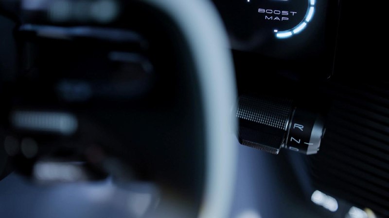 Новый Lexus LFA — электрифицированный суперкар с легким корпусом и инновационной эргономикой Новый Lexus LFA — электрифицированный суперкар с легким корпусом и инновационной эргономикой