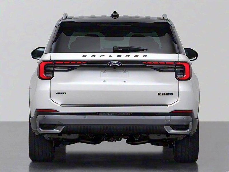 Второе обновление китайского Ford Explorer: новые внешние изменения и сохранённая техника Второе обновление китайского Ford Explorer: новые внешние изменения и сохранённая техника