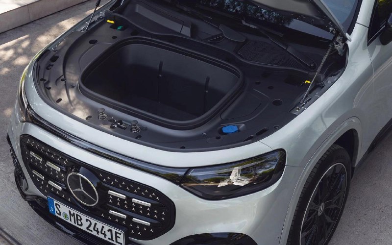 Mercedes-Benz представил новый электромобиль GLB с инновационным интерьером Mercedes-Benz представил новый электромобиль GLB с инновационным интерьером