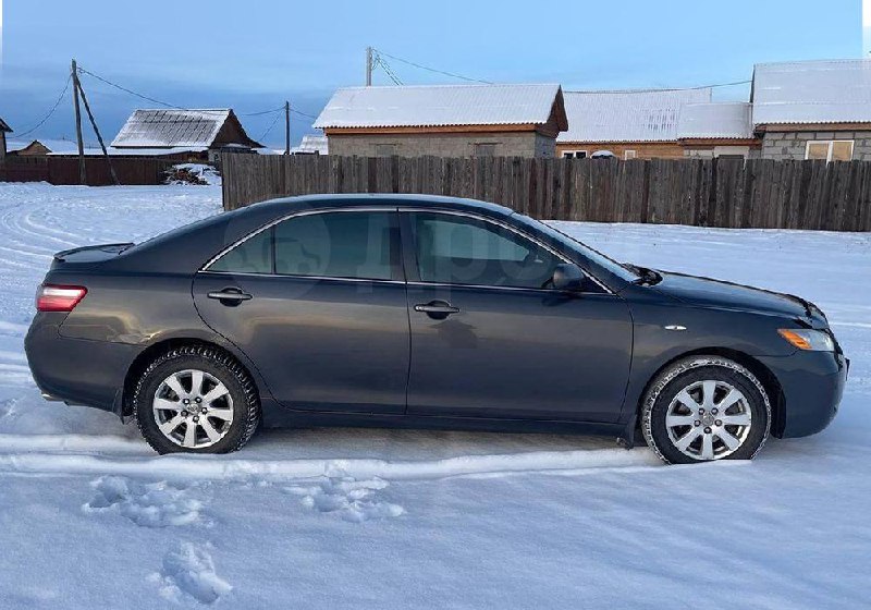 Обзор ситуации с Toyota Camry 40 поколения в 2025 году: достоинства и недостатки Обзор ситуации с Toyota Camry 40 поколения в 2025 году: достоинства и недостатки