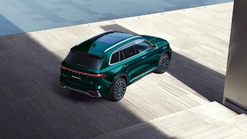 В России представлена премиум-версия кроссовера Geely Monjaro с усовершенствованным салоном и подвеской В России представлена премиум-версия кроссовера Geely Monjaro с усовершенствованным салоном и подвеской