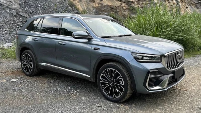Geely Monjaro остается по итогам 10 месяцев 2025 года самым популярным в Китае бензиновым кроссовером, если верить статистике Китайской ассоциации легковых автомобилей (CPCA).С января по октябрь 2025 года этот автомобиль выбрали 220 916 покупателей. Geely Monjaro остается по итогам 10 месяцев 2025 года самым популярным в Китае бензиновым кроссовером, если верить статистике Китайской ассоциации легковых автомобилей (CPCA).С января по октябрь 2025 года этот автомобиль выбрали 220 916 покупателей.
