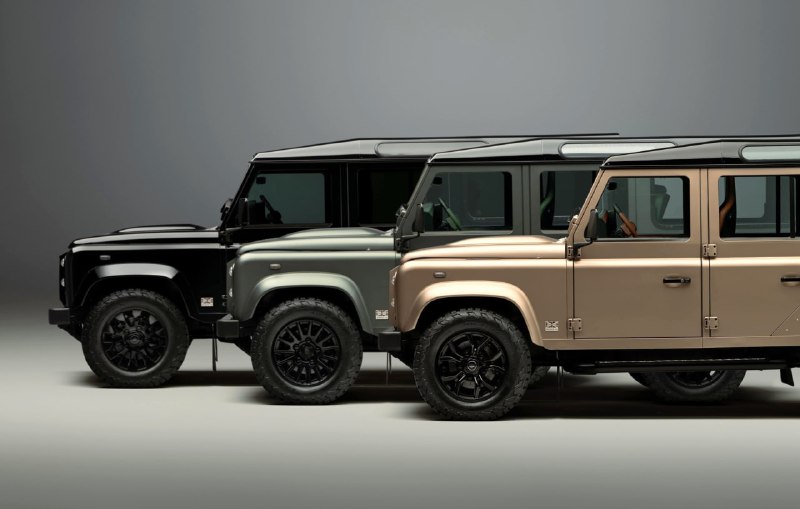 Обновленный классический Land Rover Defender V8 с улучшенной комплектацией