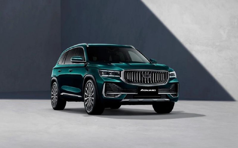 Обновленная версия кроссовера Geely Monjaro представлена в России