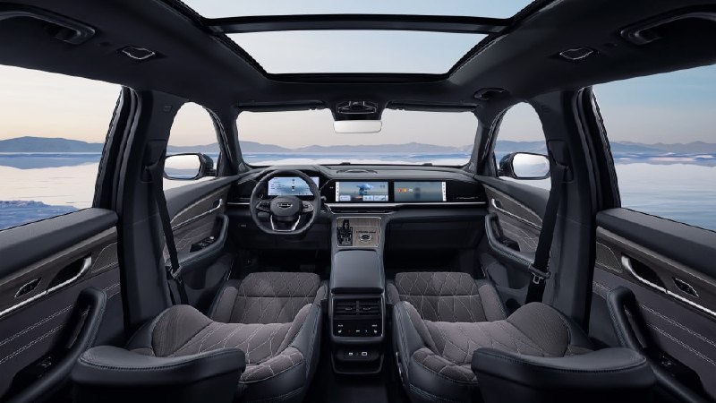 Объявлены цены на обновленный Geely Monjaro в России: новая версия Flagship SE