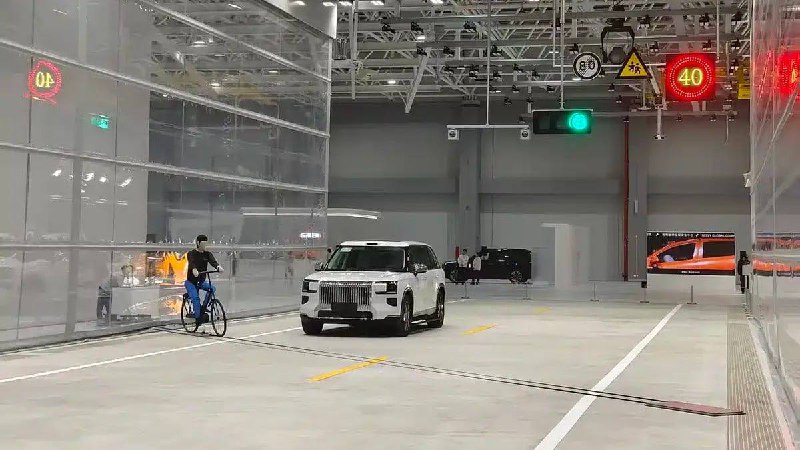 Geely создала крупнейший в мире центр автомобильной безопасности, развитием которого занимается инженеры Volvo Geely создала крупнейший в мире центр автомобильной безопасности, развитием которого занимается инженеры Volvo