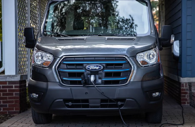 Ford отменяет крупные электромобили и списывает значительные вложения Ford отменяет крупные электромобили и списывает значительные вложения