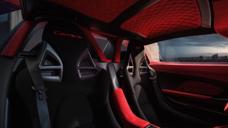 Porsche полностью восстановила культовый Carrera GT 2005 года